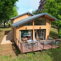 Cabanes du Domaine des Fées, hotel poblíž Letiště Jura  – Dole - DLE, Dole