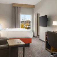 Candlewood Suites Trois-Rivières Ouest, an IHG Hotel、トロワ・リヴィエール、Trois-Rivieres Ouestのホテル