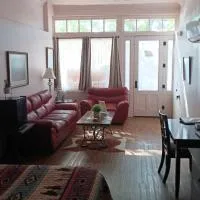 Katie's Cozy Suites, viešbutis mieste Tumstounas