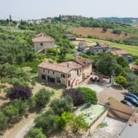 Il Cantinoccio B&B, hotel en Cerasolo