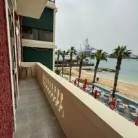 Beach Front Apartment, hôtel à Birżebbuġa