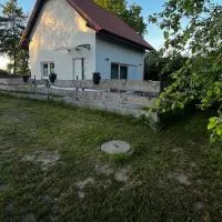 Agroturystyka Kluki u Tosi, hotel em Smoldzino