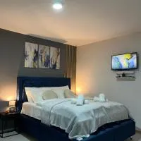 Apartments Indigo, viešbutis mieste Jaicė