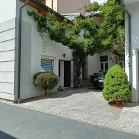 KIWI Apartament โรงแรมในมูเชนา
