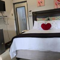 DREAMLAND GUEST HOUSe, hotel near Mmabatho International Airport - MBD, Mahikeng