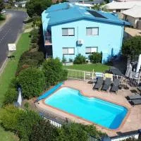 BlueWater Apartments, hotel Merimbulában