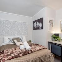 Classic Queen Room - Close to Airport & Eateries - Shared Bathroom, Hotel in der Nähe vom Flughafen Kingsford Smith - SYD, Sydney