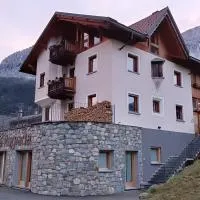 Chalet La Rugiada, hotel di Bormio