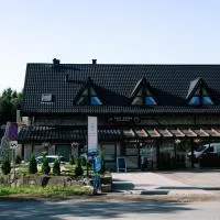 Pod Sową, hotel i Sokolec
