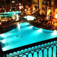 appart très luxueux 6 personnes, hotel en El Ahmar