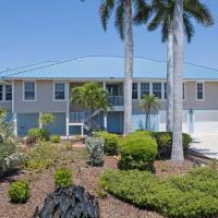 Gorgeous 5 Bedroom Home with Heated Pool and Spa, hotel i Sanibel