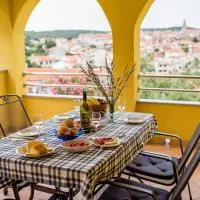 Sunce 1, hotel u gradu Vrbnik