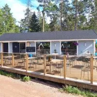 Svinö Camping Lodge, hotel em Lumparland