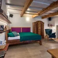 Apartmán v Jesenické továrně، فندق في راكوفنيك