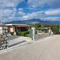 Sofia apartments Kefalonia, хотел в Спартия