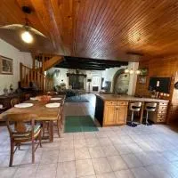 Morlhon-le-Haut में, होटल Le hameau de bannes deuxième maison