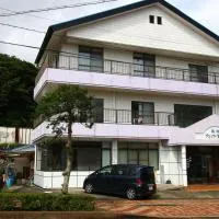 民宿たけすぎ, отель в городе Miyanoura