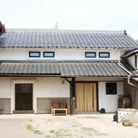 vacation house WAKURA わ蔵, hotel v destinácii Tomi