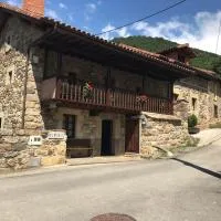 Casa El Puente, casa típica totalmente restaurada, hotel in Potes