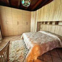 La casetta holiday &ndash; hotel w pobliżu miejsca Lotnisko Rzym-Fiumicino w mieście Fiumicino