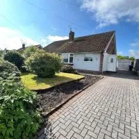 Wetleyrocks में, होटल Alton Towers/Foxfield & Oak Barns/Peak District