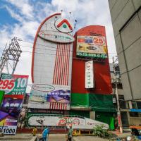 Astrotel Monumento: bir Manila, Caloocan oteli