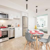 Modern 2BR Apartment - Regent Park Near Downtown, hotel in Old Town Toronto, Toronto