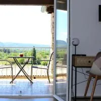 Hôtel de Vacances de la Vignasse, hotelli kohteessa Chandolas