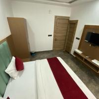 Hotel Grand House Homestay, hotel malapit sa Agra Airport - AGR, Agra