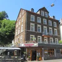 Moselland Hotel im Enderttal Zum Onkel Willi, hotell i Cochem