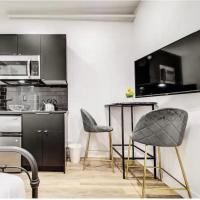 Cheap & Modern Hotel Suite, hotel di Quartier Latin, Montreal