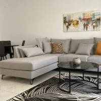 Golden Flower Luxury Apartment、シティアにあるシチア空港 - JSHの周辺ホテル