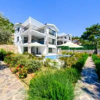 Olive Hills Villa - Family-Friendly Luxury Villa Yesiluzumlu Fethiye by Sunworld Villas, хотел в Фетие