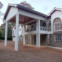five bedroom home in keren, hotel u četvrti 'Karen' u gradu 'Nairobi'