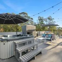 Farm Stay Jervis Bay, hotel near Naval Air Field - NOA, Falls Creek