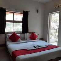 Hotel Saikripa Imperial, ξενοδοχείο κοντά στο Αεροδρόμιο Daman - NMB, Daman