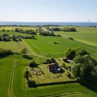 precis intill Ombergs golfbana, nära till Vättern, stora Lund och Hästholmen, hotel u gradu Ödeshög