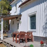 Rusksele Lycksele Airport - LYC 근처 호텔 House with lake view swedish lapland