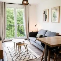 Appartement cosy 5 mins Honfleur piscine terrasse, hotel a Équemauville