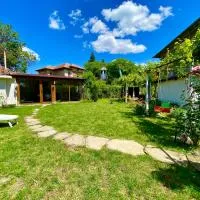 Guest House Devetaki, hotel em Devetaki