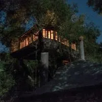 Margaritis's Treehouse, hotel v destinaci Paramonas