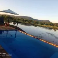 Ou Kraal Tented Lodge, hotell sihtkohas Boshoek