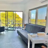 P C Side NEST, hotel di Xylokastron