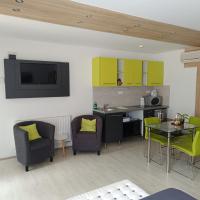 Si&oacute;fok में, होटल &Uacute;jhely Apartmanh&aacute;z
