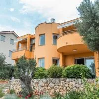 Carpe Diem****, hotell i Lun