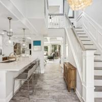 Stunning Townhouse w Tennis & Pool, h&ocirc;tel &agrave; Southampton