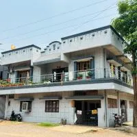 Shukla Guest House, hotel a Durg