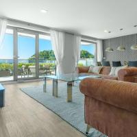 MONTHLY LA CONCHA BREEZE by SWEET HOME SAN SEBASTIAN, отель в городе Сан-Себастьян