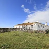 Country House and Estate - Herdade da Azinheira, hotel i Pavia