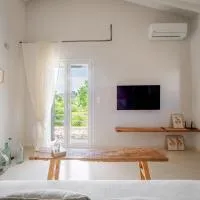 The Cottage、Petritíのホテル
